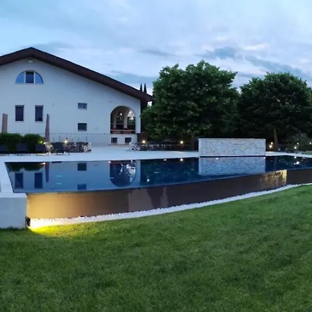 Dei Tigli - Frühstückspension *