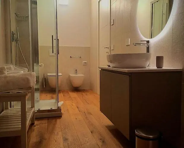 Dei Tigli - Bed & Breakfast *